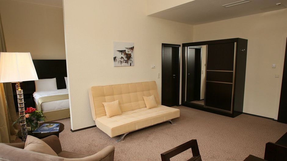 Grand Palace Hannover Room