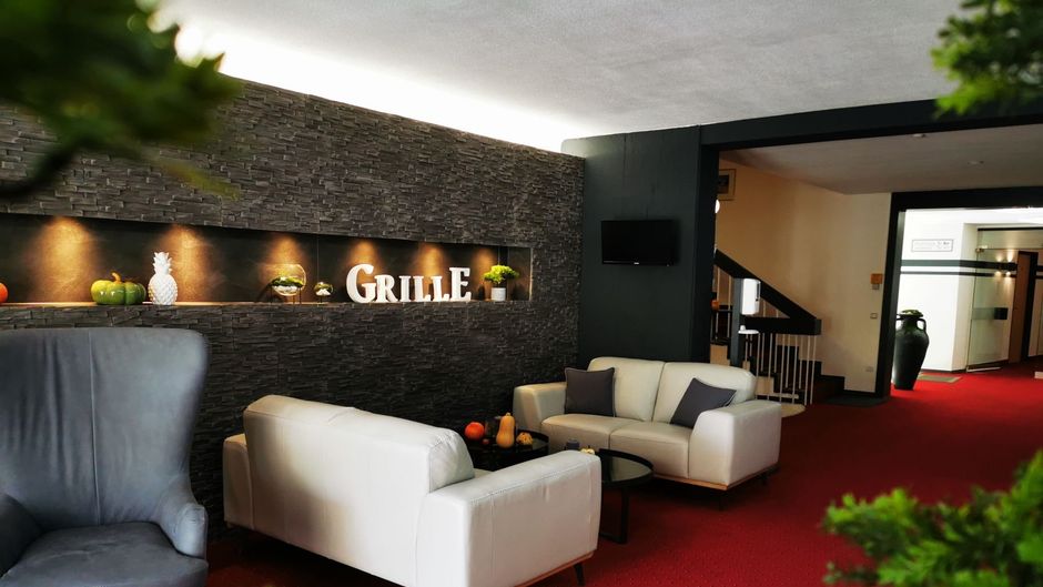 Hotel Grille Restaurant
