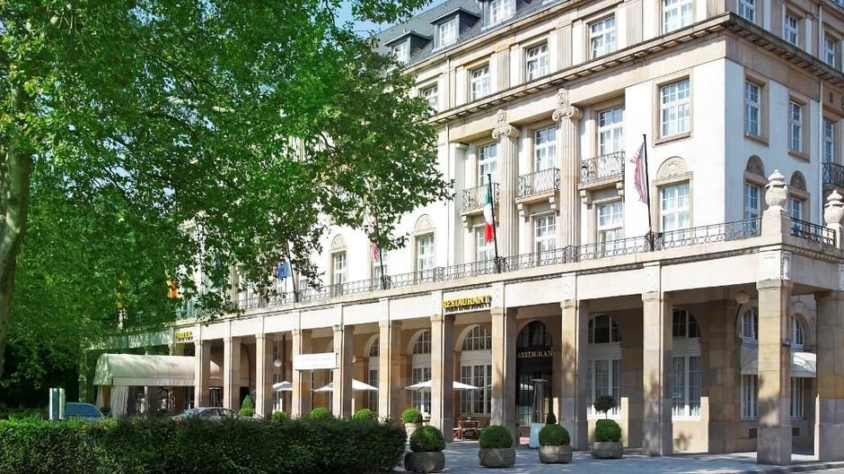 Schlosshotel Karlsruhe Exterior