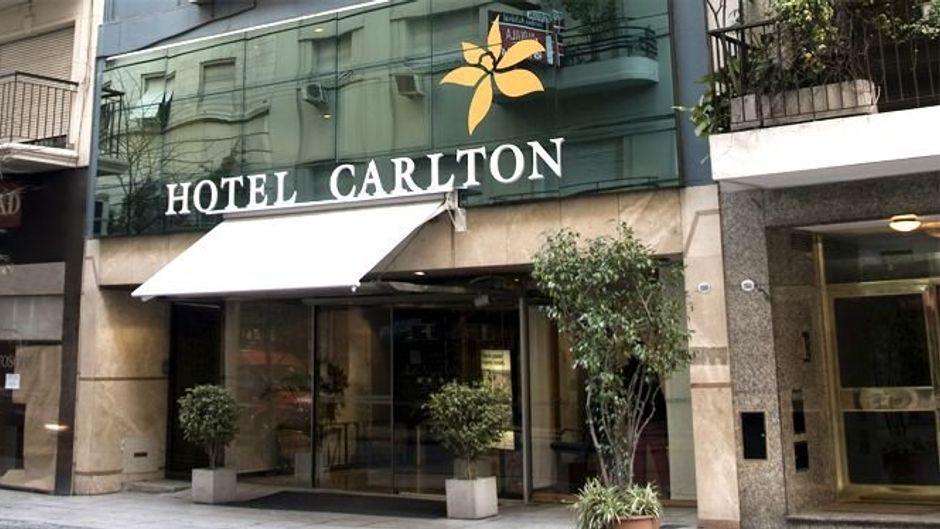 Carlton Hotel Exterior