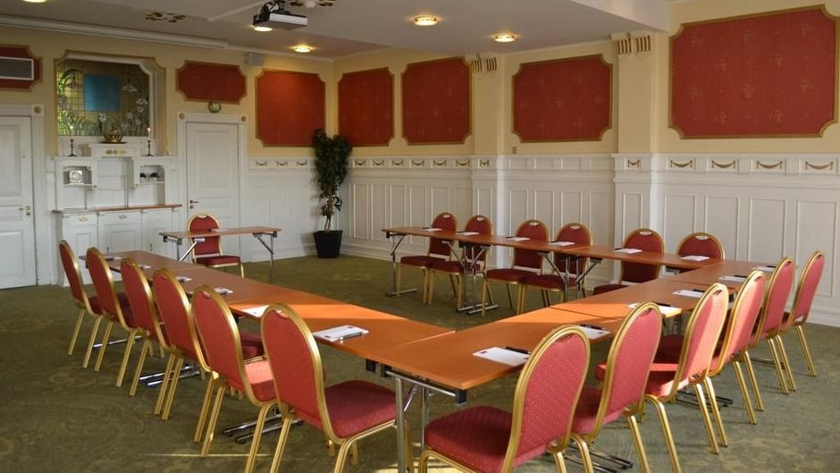 Hotel Plaza Meeting