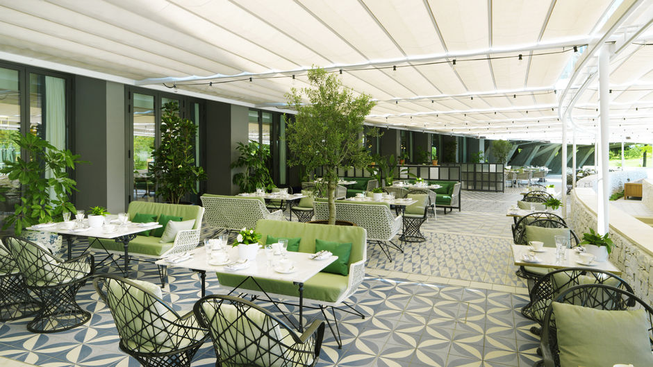 Hotel Camiral at PGA Restaurant