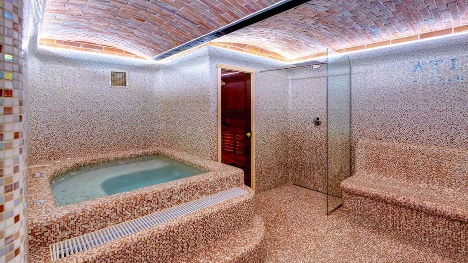 Atlas Deluxe Hotel, Lviv Other