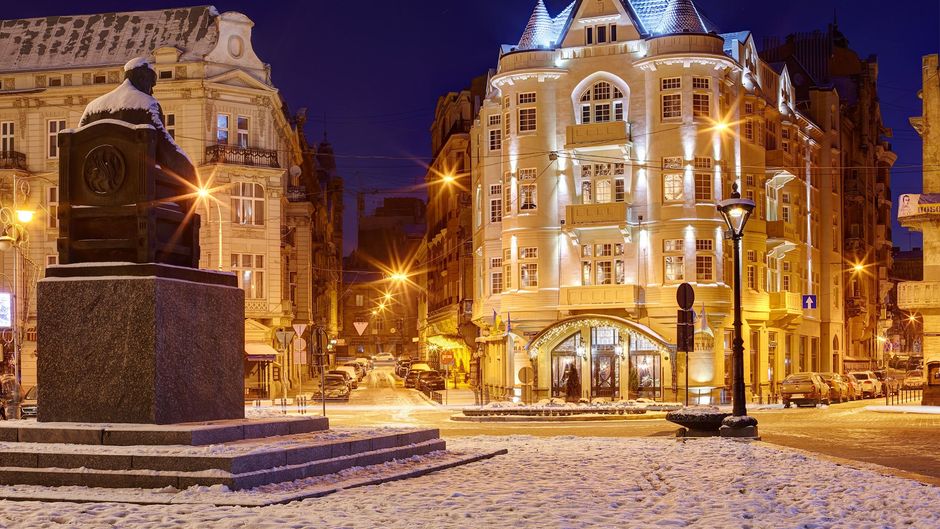 Atlas Deluxe Hotel, Lviv Exterior
