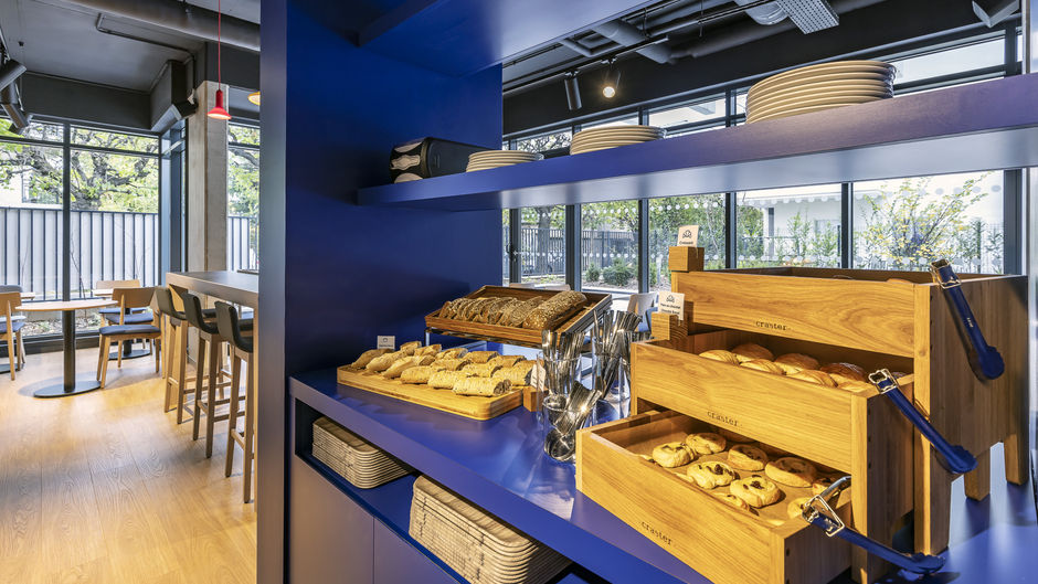 Holiday Inn Exp Poissy Restaurant