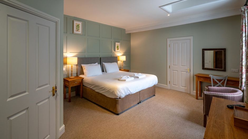 The Kings Arms Room