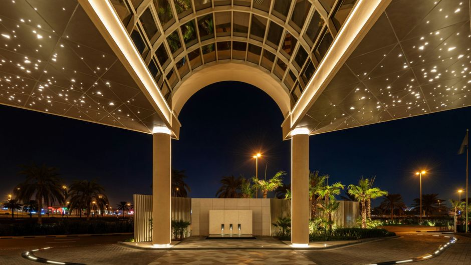 Sheraton Mall of the Emirates Hotel Exterior