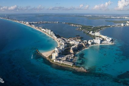 aloft Cancun