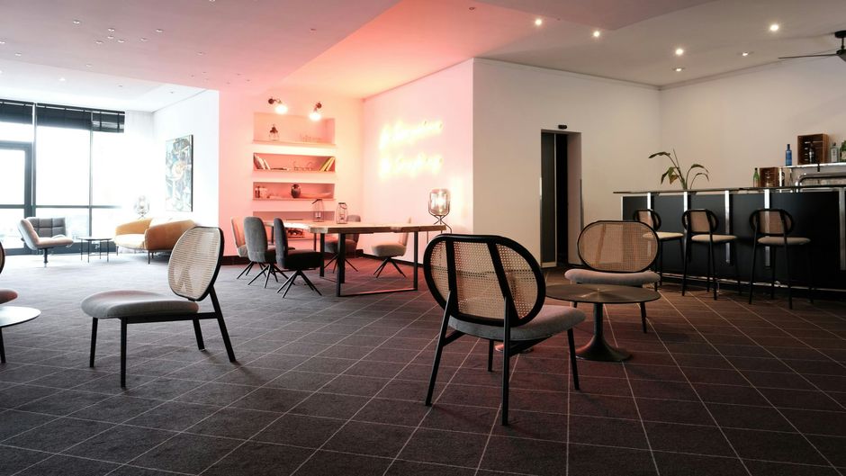 FOUR Ratingen Dusseldorf Airport Lobby