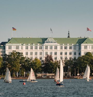 Hotel Atlantic Hamburg, Autograph Coll