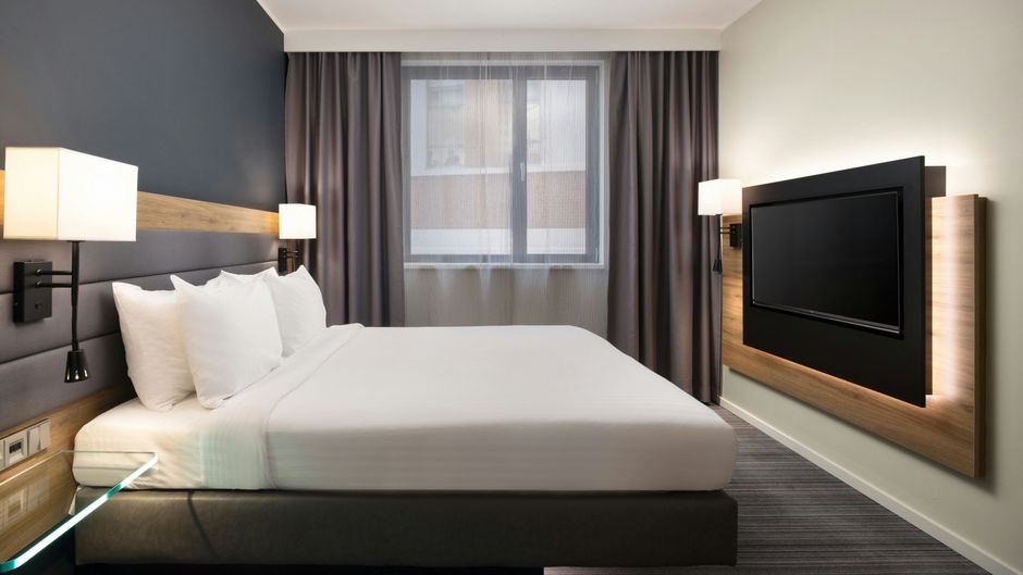 MOXY Glasgow Merchant City Room