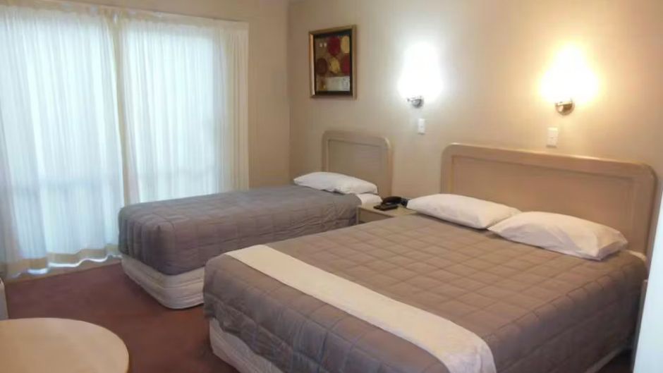 Camelot Arms Motor Lodge Room