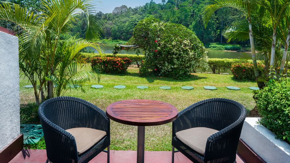 Cinnamon Citadel Kandy Exterior