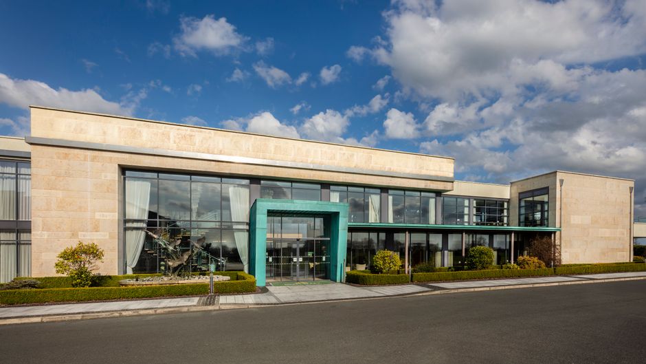 Moyvalley Hotel & Golf Resort Exterior