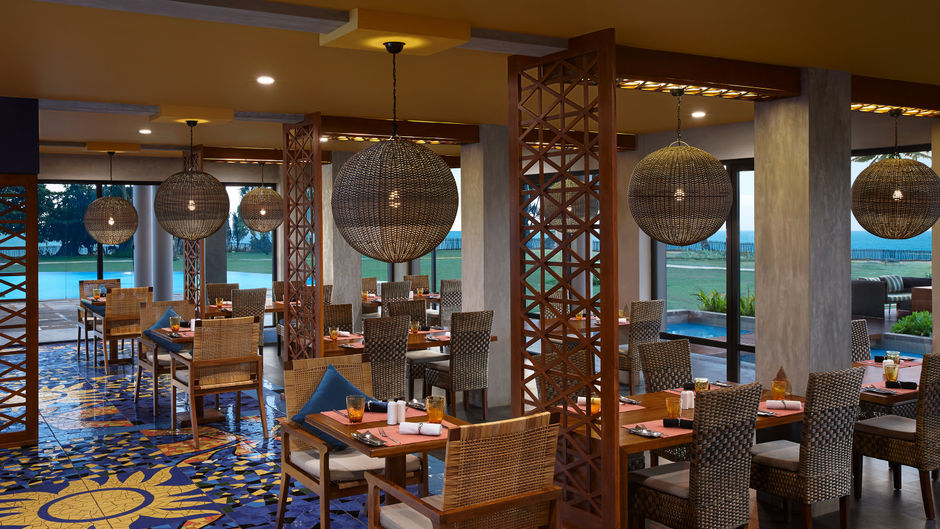 Cinnamon Bey Beruwala Restaurant