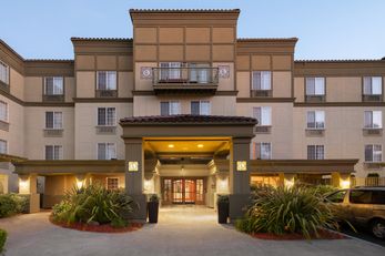 Larkspur Landing Seattle Renton