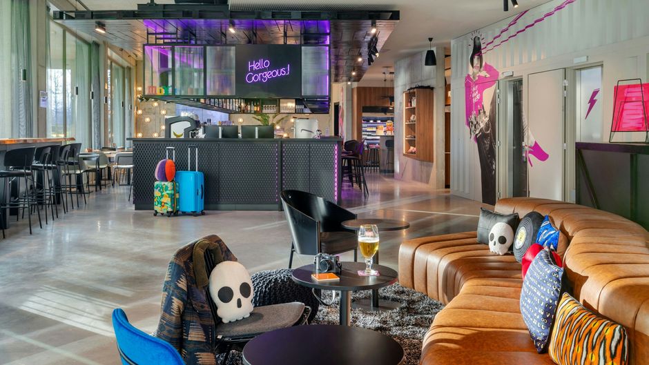 Moxy Antwerp Exterior