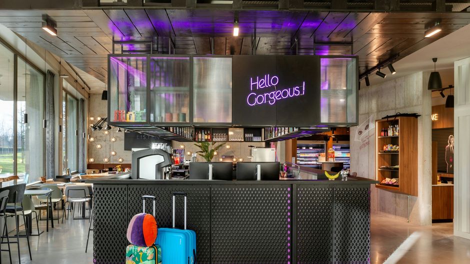 Moxy Antwerp Exterior