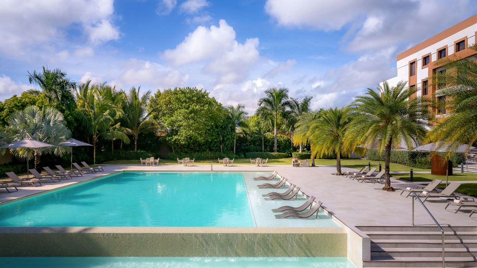 AC Hotel By Marriott Punta Cana Pool
