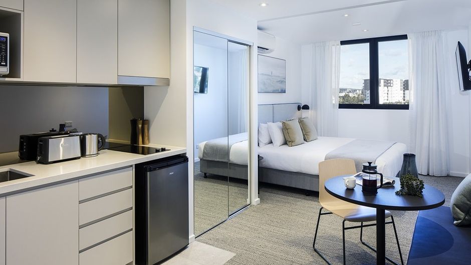Quest Robina Room