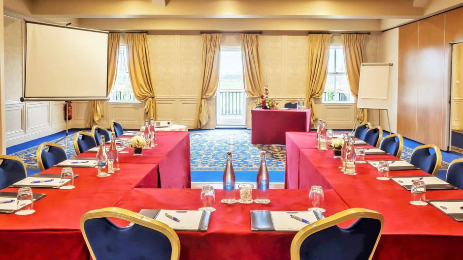 Roganstown Hotel Meeting