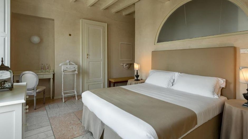 Palazzo Novello Hotel Room