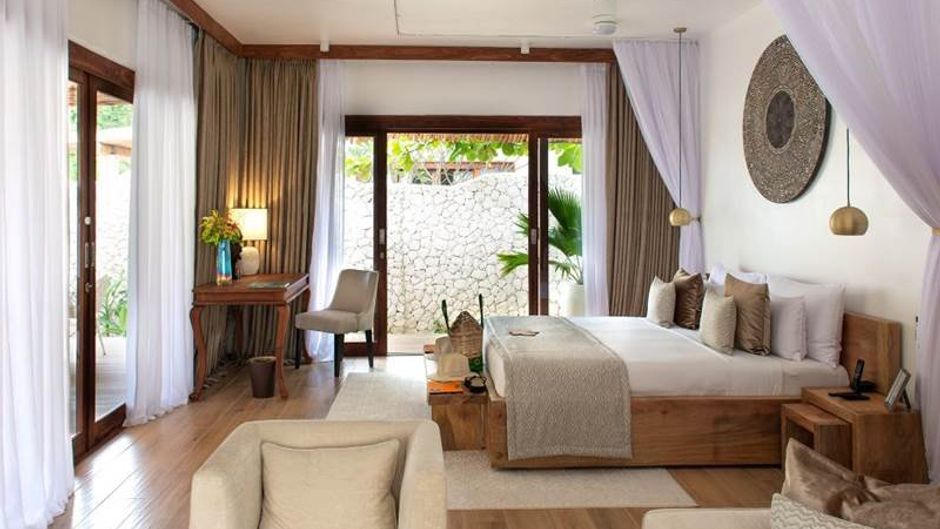 Breezes Beach Club & Spa Suite