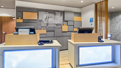 Holiday Inn Express/Stes Carrollton West