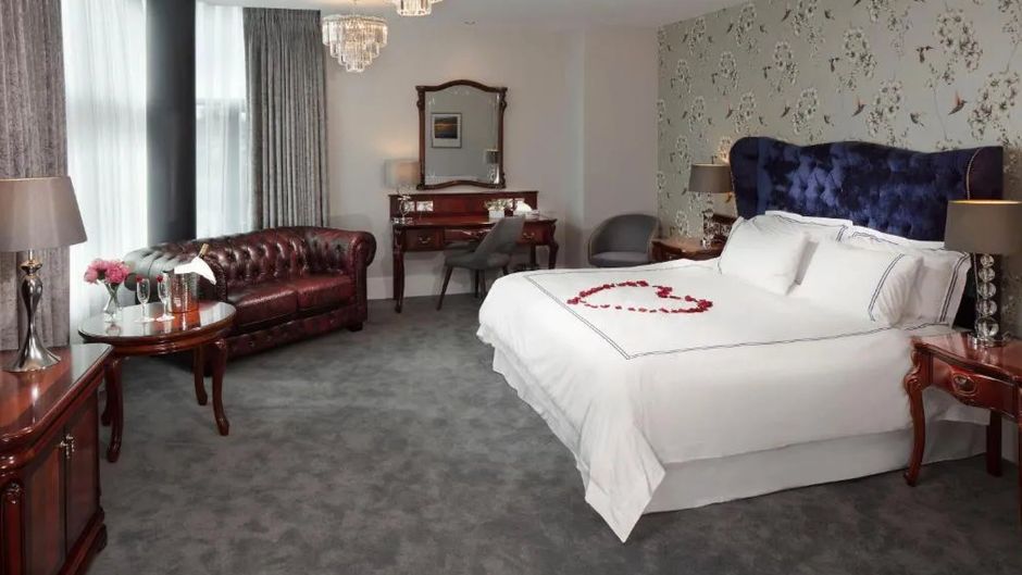 The Green Isle Hotel Room