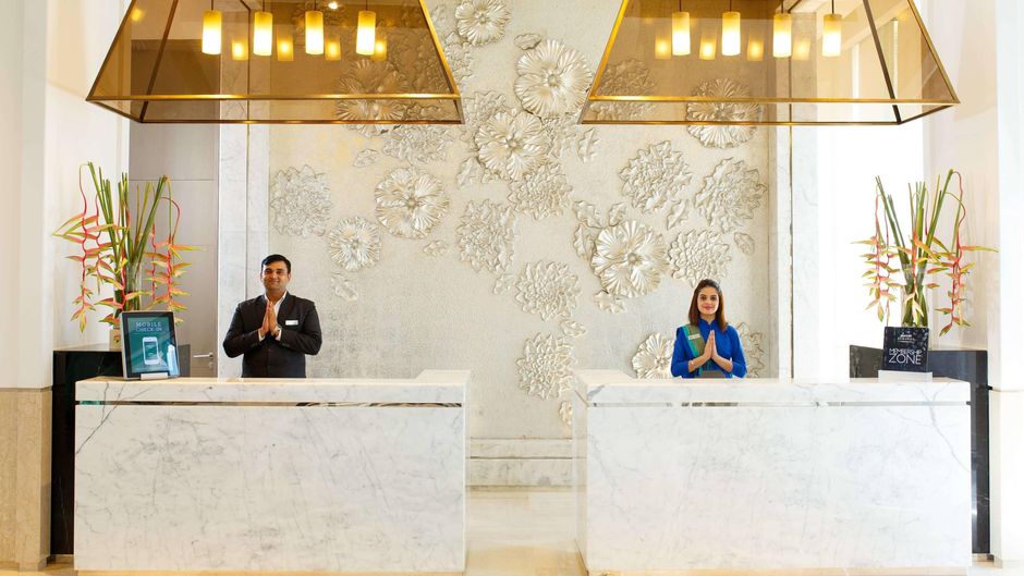 Courtyard by Marriott Agra Lobby