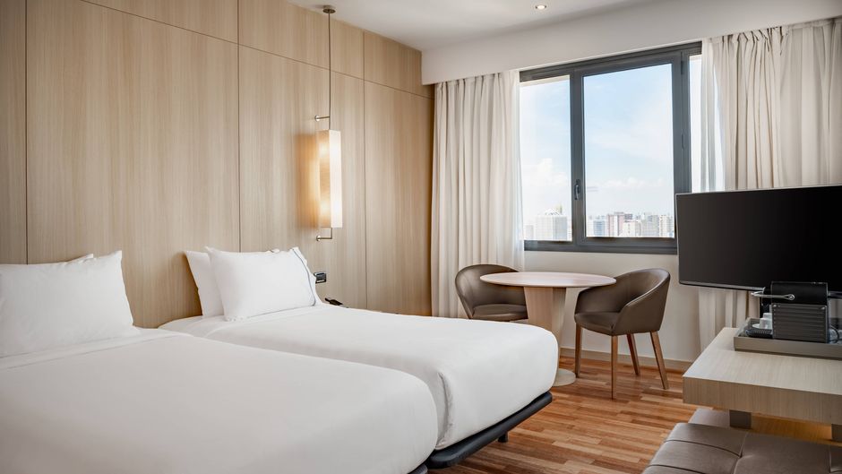AC Malaga Palacio Room