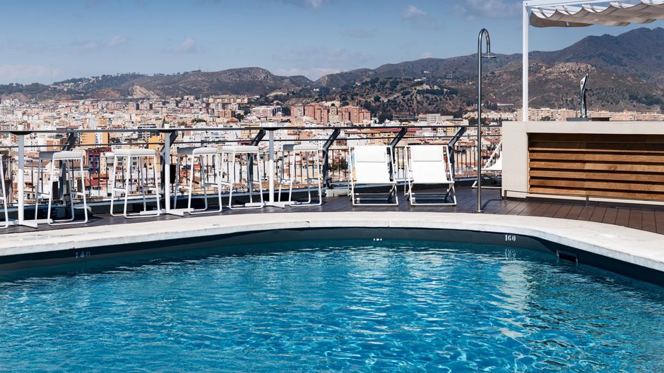 AC Malaga Palacio Pool