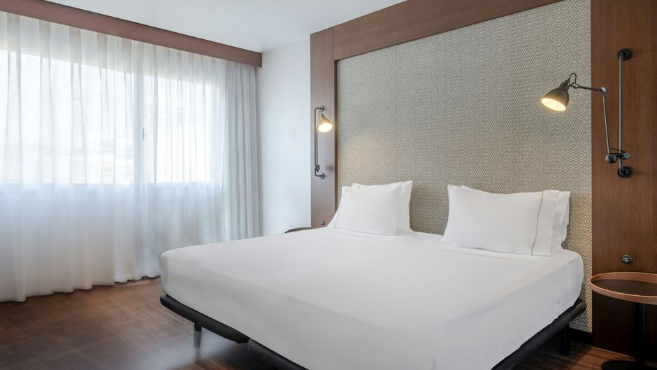 AC Alicante Hotel by Marriott Suite