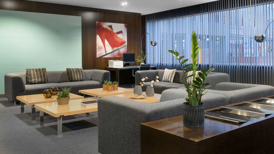 AC Hotel Elda Lobby