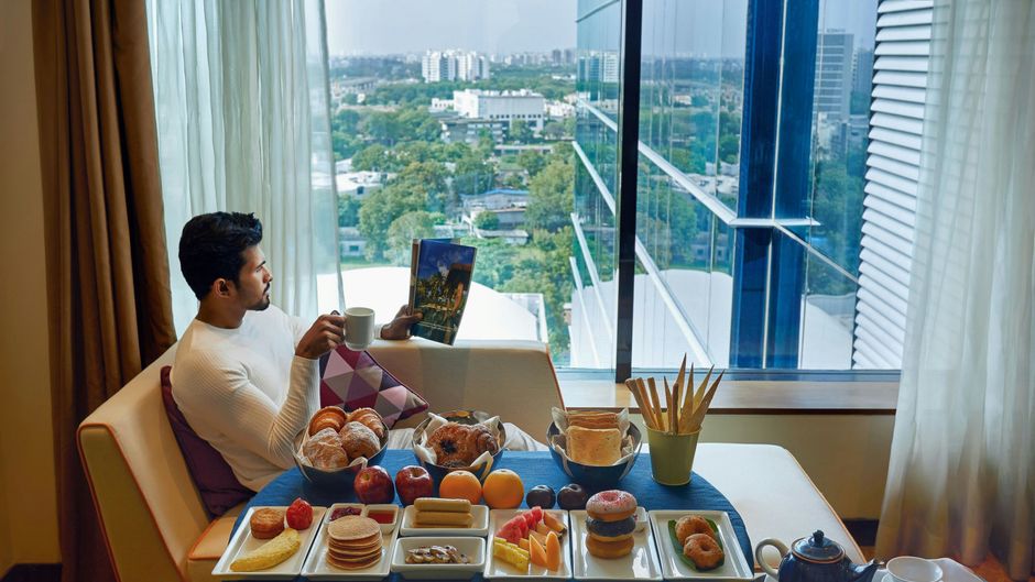 Renaissance Ahmedabad Hotel Restaurant