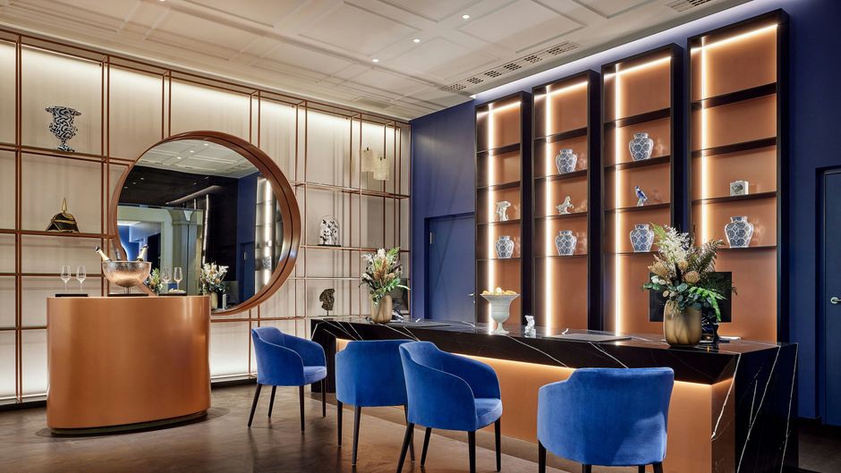 Hotel Luc, Autograph Collection Lobby