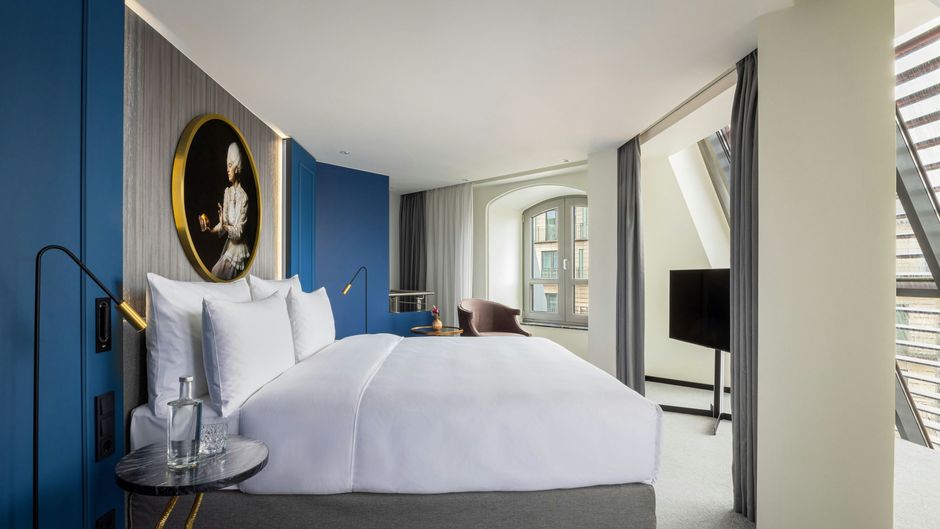 Hotel Luc, Autograph Collection Room