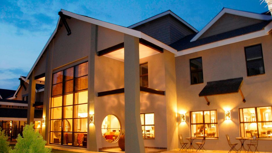 Protea Hotel Willow Lake Exterior