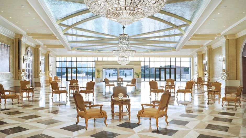 The Ritz-Carlton Abu Dhabi, Grand Canal Meeting