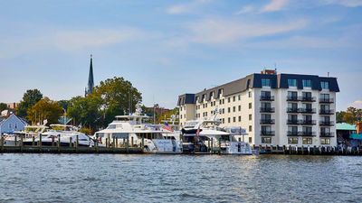 Annapolis Waterfront Hotel