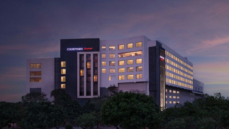 Courtyard by Marriott, Bhopal Exterior