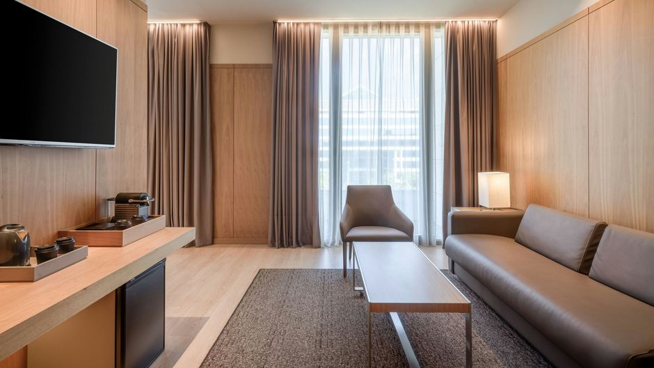 AC Hotel Barcelona L'Illa Diagonal Suite