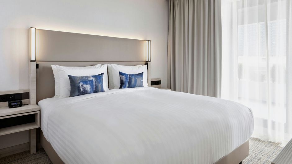 Courtyard by Marriott Batumi Suite