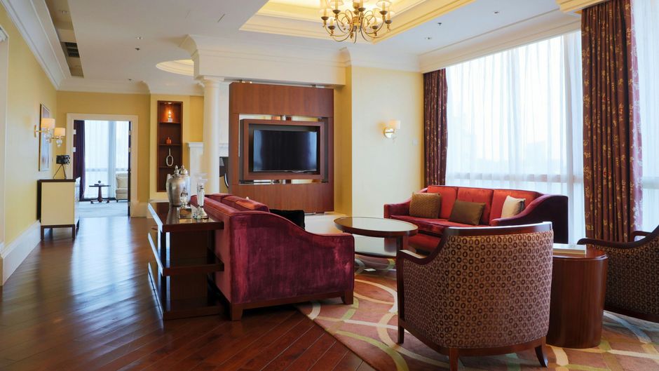 Renaissance Beijing Capital Hotel Suite