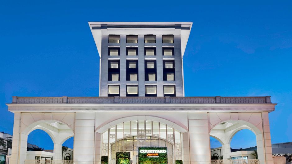 Courtyard by Marriott Bengaluru Hebbal Exterior
