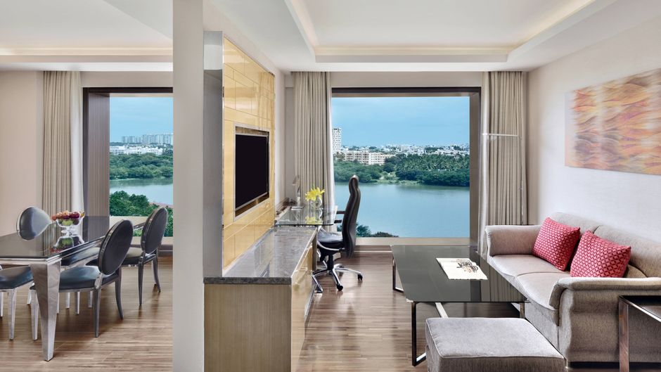 Courtyard by Marriott Bengaluru Hebbal Suite