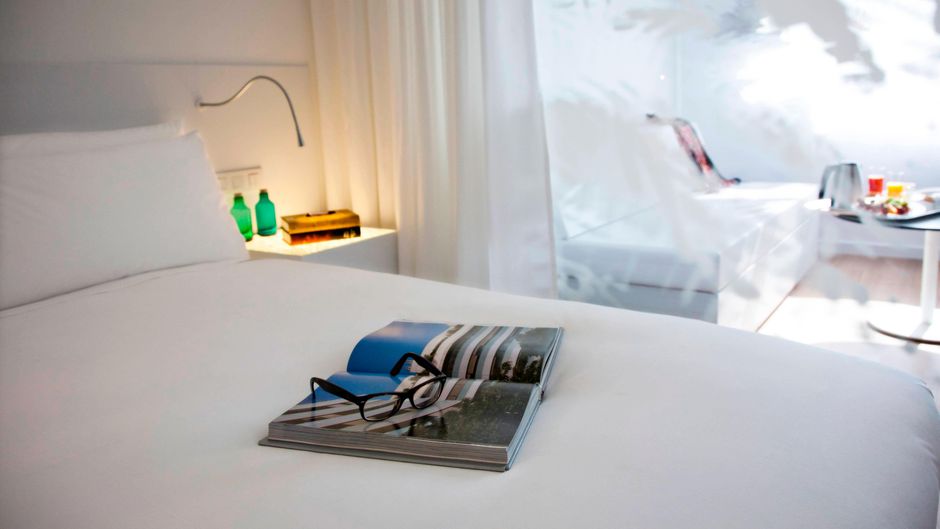 Renaissance Barcelona Fira Hotel Room