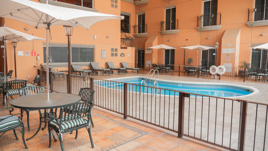 Holiday Inn Express Silao Bajio Airport Pool