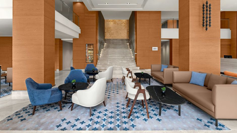 Courtyard by Marriott Bangkok Lobby
