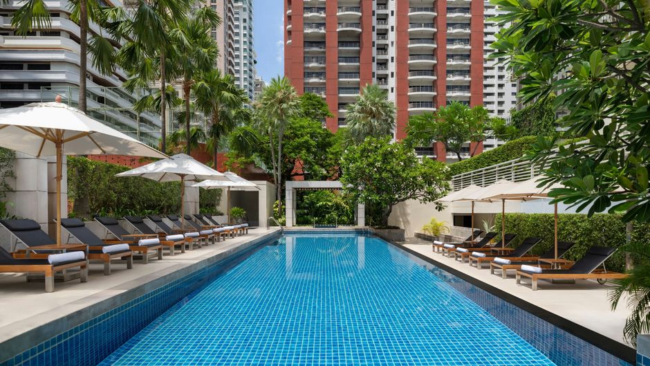 Courtyard by Marriott Bangkok Pool